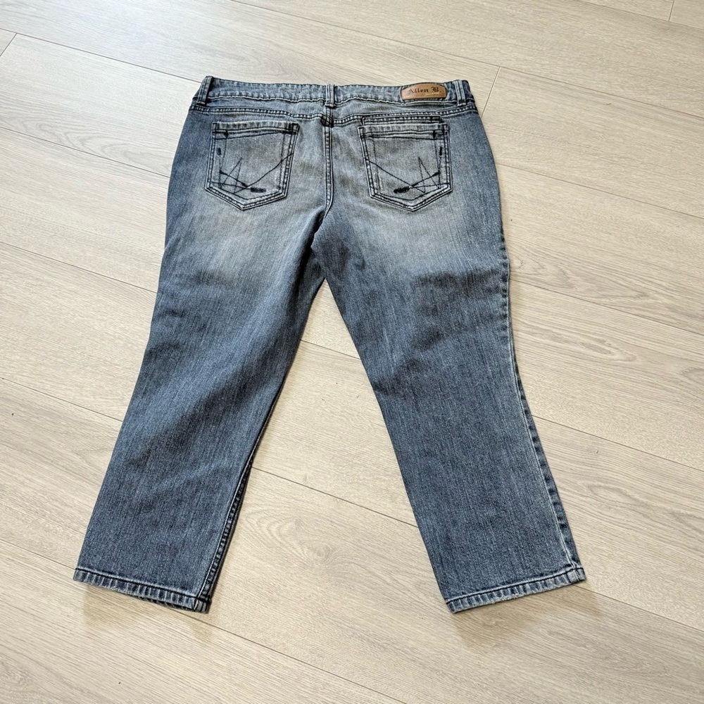 Allen B embellished Women's Jeans cropped - Picture 5 of 9
